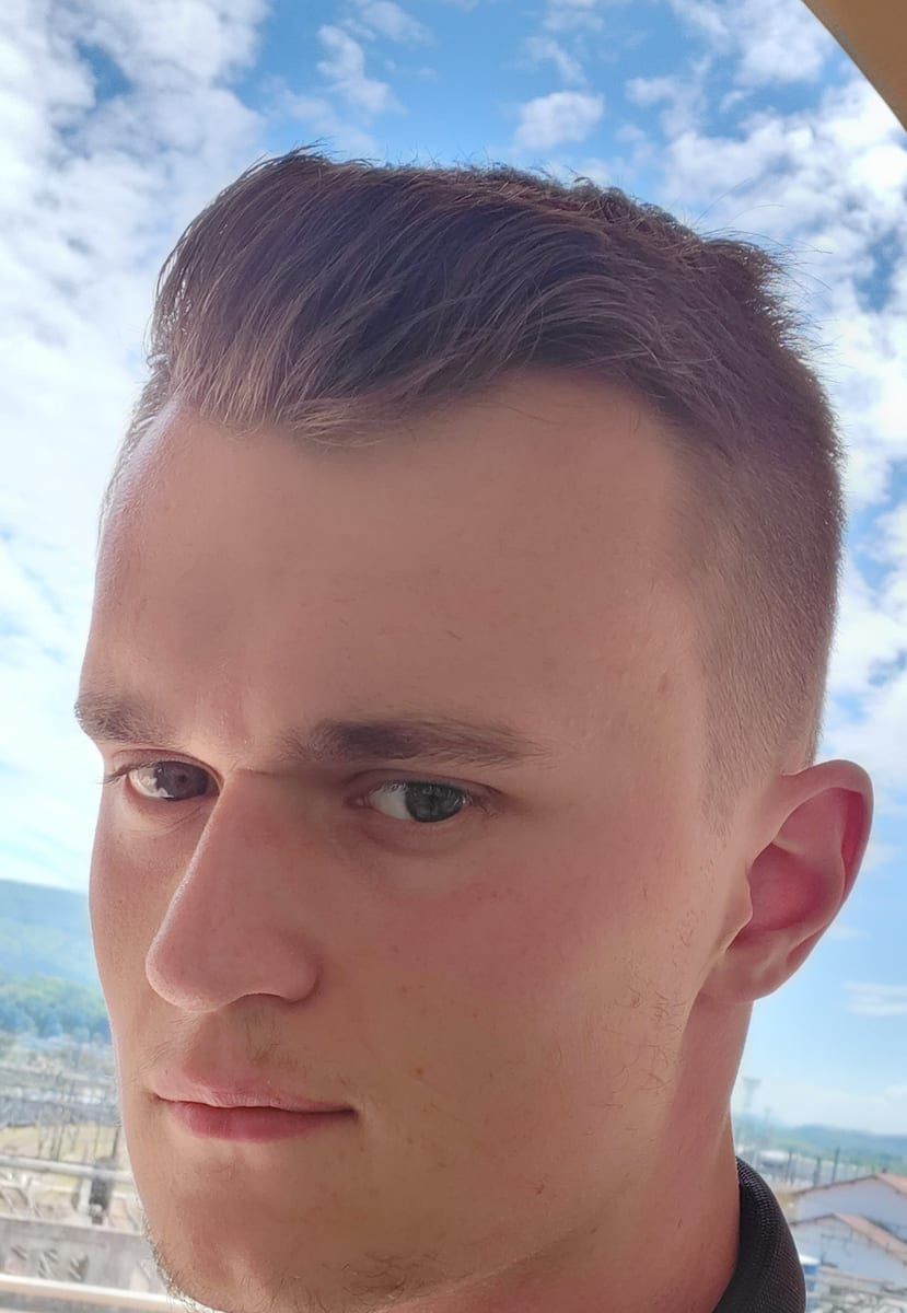 Profil de Anis